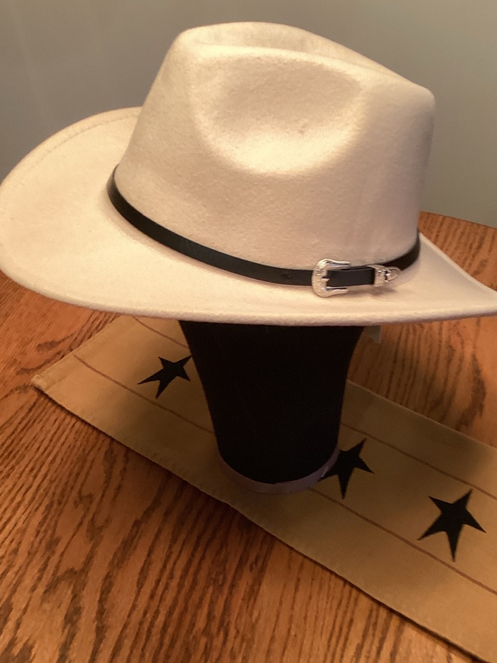 Wide Brim Felt Hat in  Light beige - Stylish Women's Accessory
